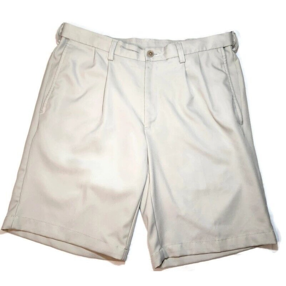 Haggar Men's Light Tan Flat Front Shorts